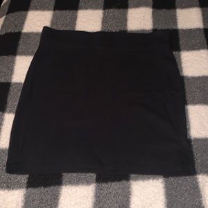 Black bodycon mini skirt